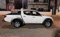 ميتسوبيشي L200